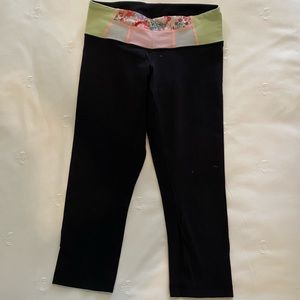 Lululemon Cropped Reversible Leggings